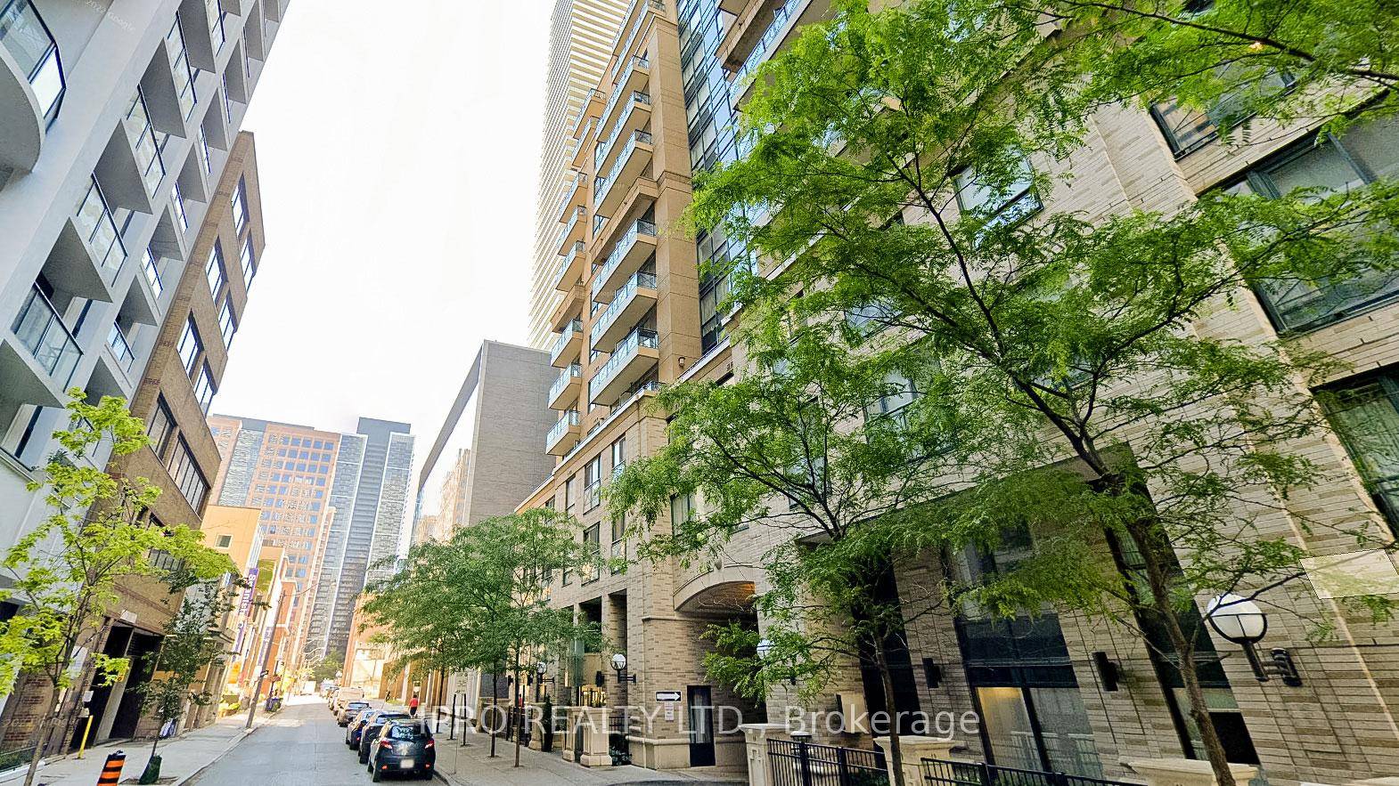 RARE FIND ! FURNISHED MAIN LEVEL CONDO AT YONGE BLOOR WITH HUGE PATIO !