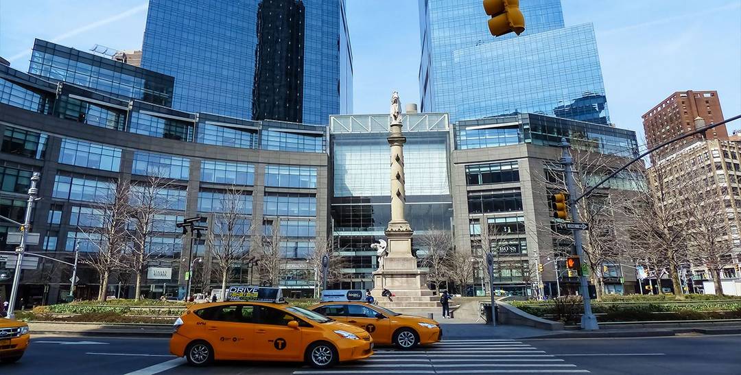 For 3D tours of our apartment homes, please visit Carnegie Mews website.