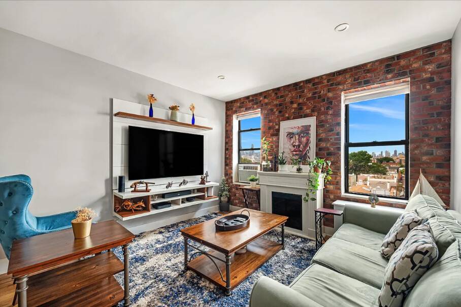 FULLY RENOVATED ! ! ! ! !