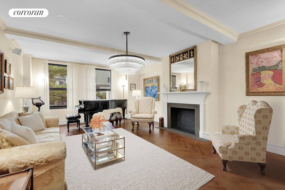 Apartment 2B is a gracious and lovely classic 6 room home in a prime Upper West Side location in one of the Avenues most desirable co op buildings.