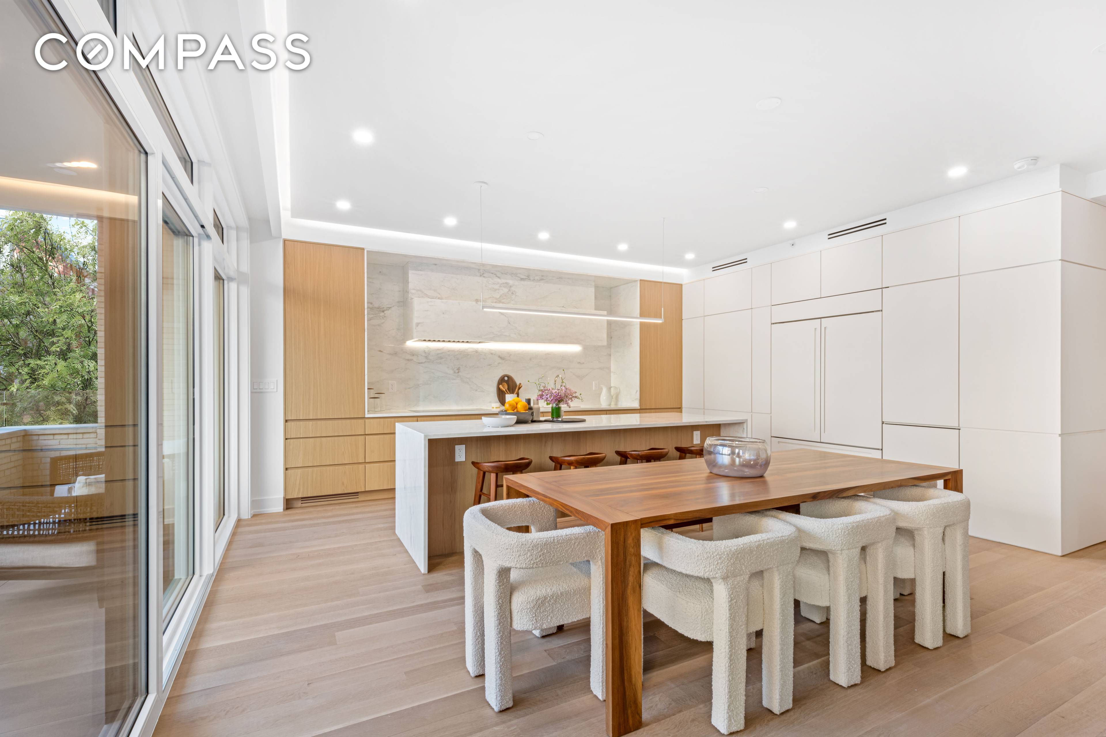 Welcome to 420 East 75th Street, a brand new residential concept nestled in the heart of the Upper East Side.