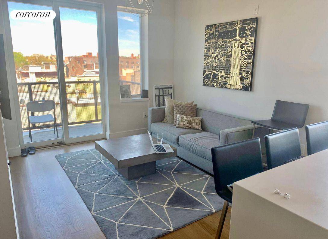 This modern and beautiful 2 Bedroom 1.