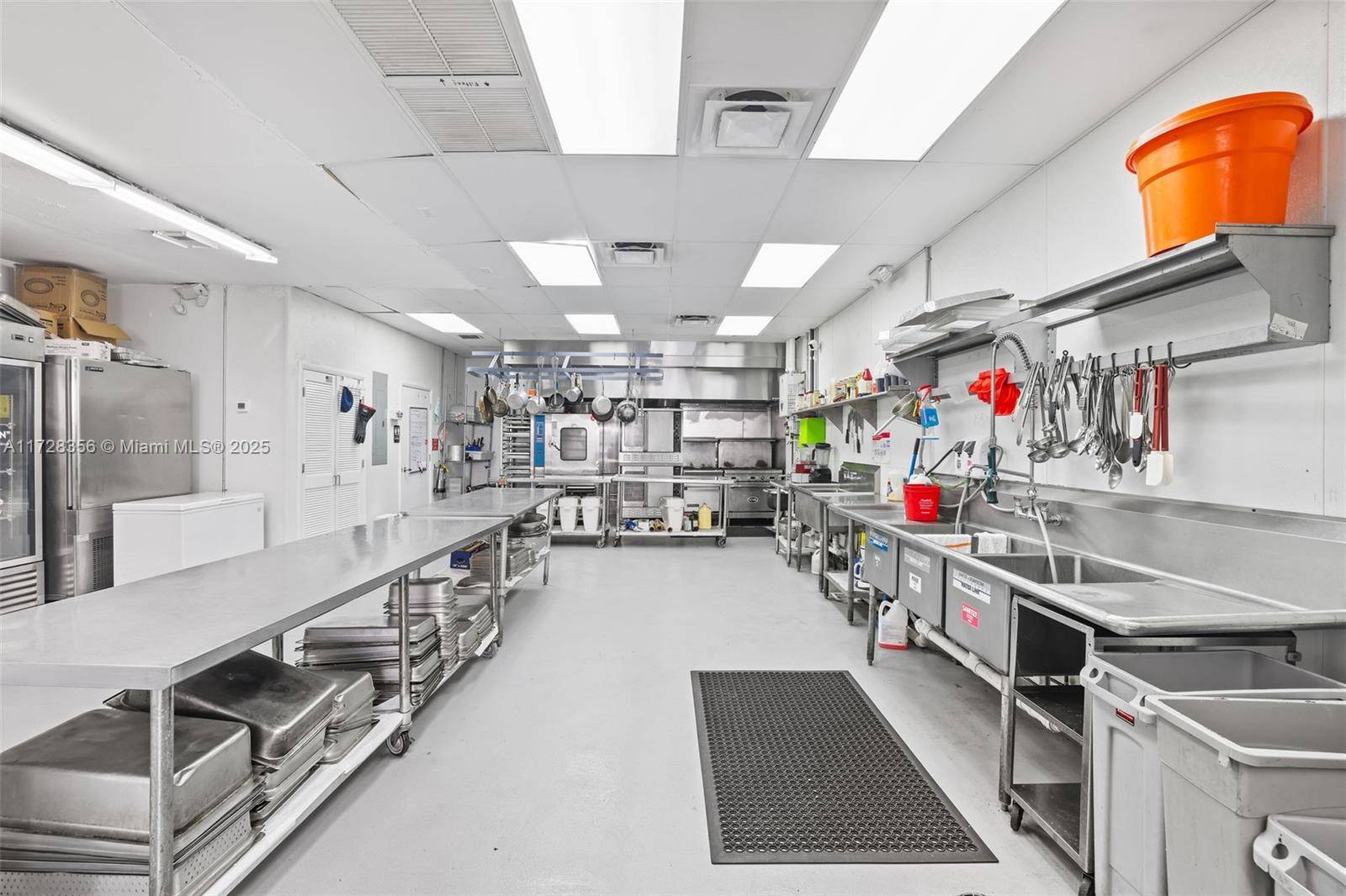 Fully equipped commercial kitchen with REAL ESTATE INCLUDED, is located in the highly sought after Bird Road Design amp ; Industrial District.
