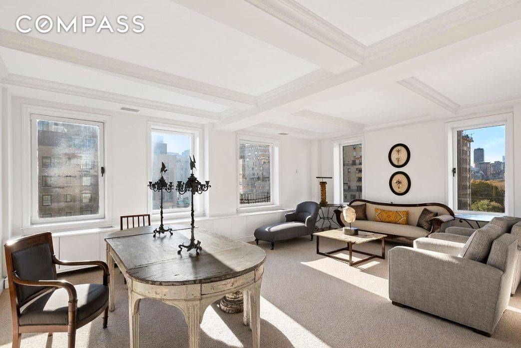 Equiste Elegance ! Madison Ave shopping at your fingertips !