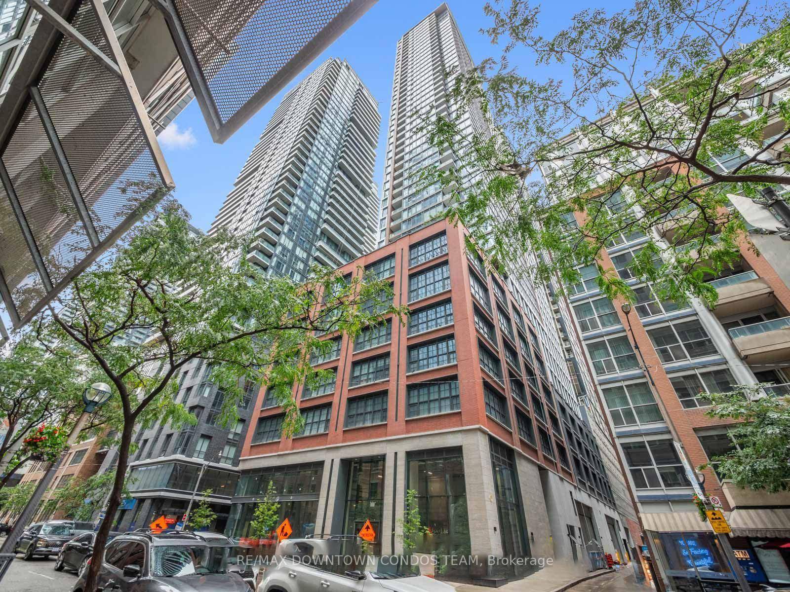 Live Like Robert Dinero in 55 Mercer Condo !