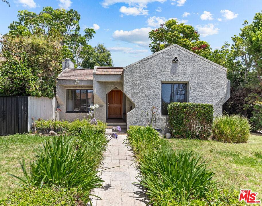 2148 Veteran Ave 3BR Beverlywood La