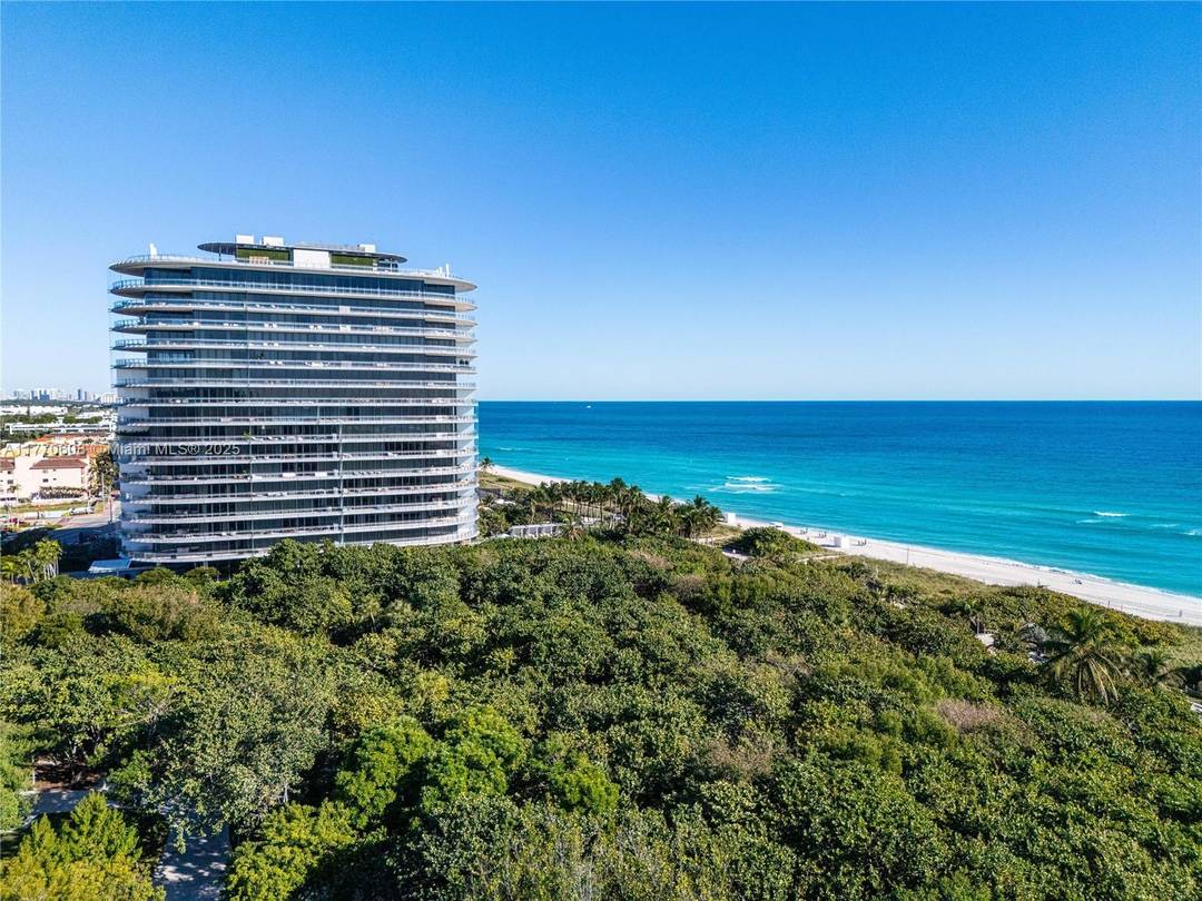 Introducing Residence 804 at Eighty Seven Park, an architectural masterpiece by Pritzker Prize winning architect Renzo Piano.