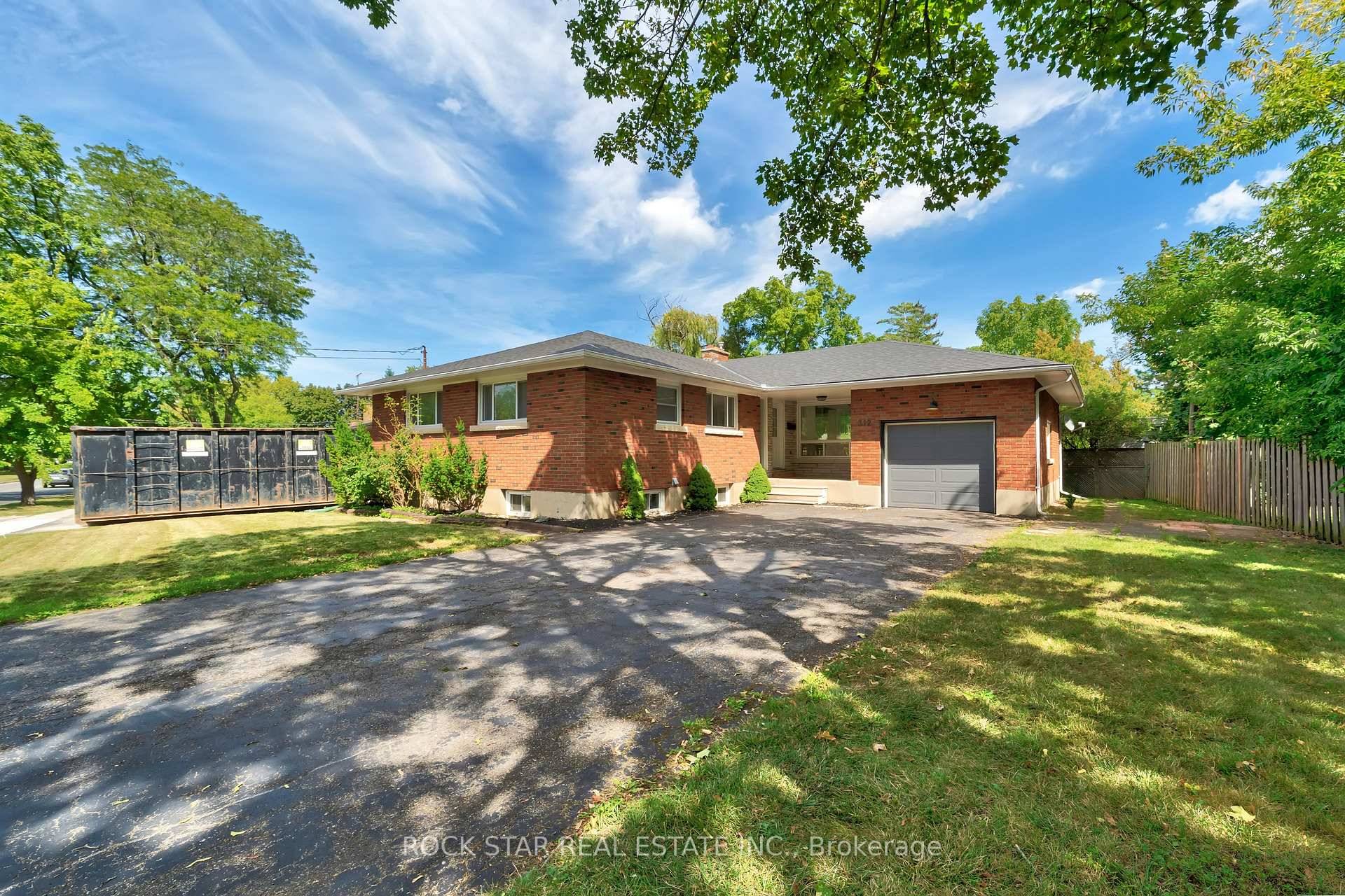 Gorgeous all brick bungalow in a highly desirable north St.