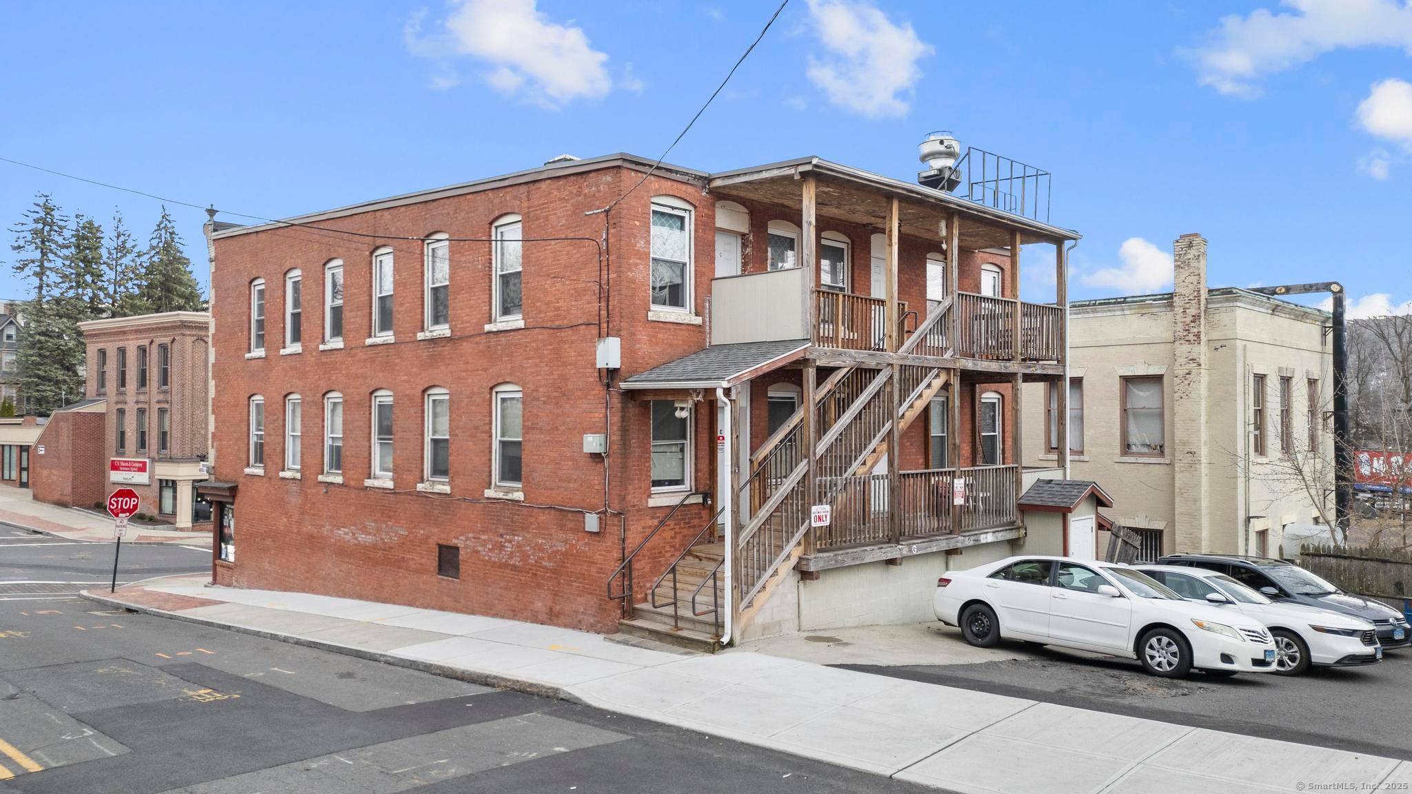 The Curtis Building, located at 255 Main Street in Bristol, Connecticut, presents an exceptional turnkey investment opportunity in the heart of a growing market.