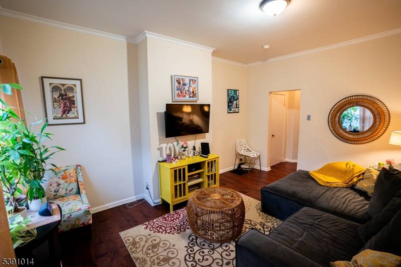 Welcome to 77 Lexington Ave !