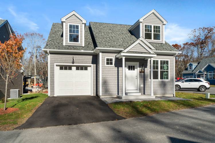 Discover 34 Ivy Hill, the beautifully crafted O'Neil 2 bedroom 2.