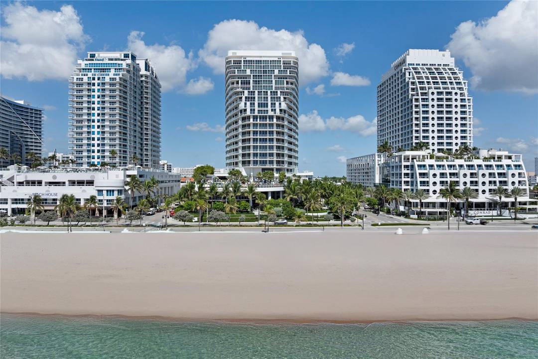 Experience luxury redefined at Four Seasons Residences Fort Lauderdale.