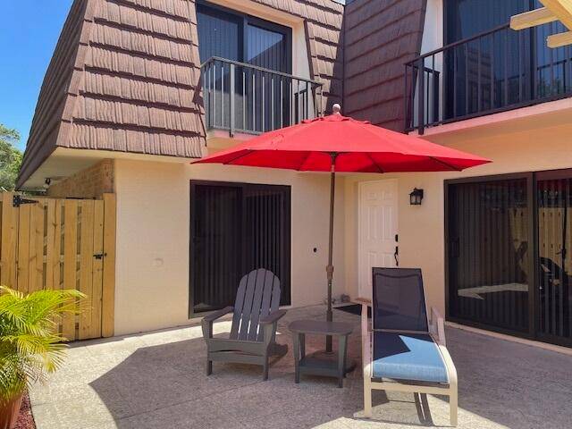 NEW ! ROOF, FENCE, CARPET, APPLIANCES, SHOWER BATH TILE, INT EXT PAINT, UNDER SINK WATER SHUT OFFS, SWITCHES RECEPTACLES.