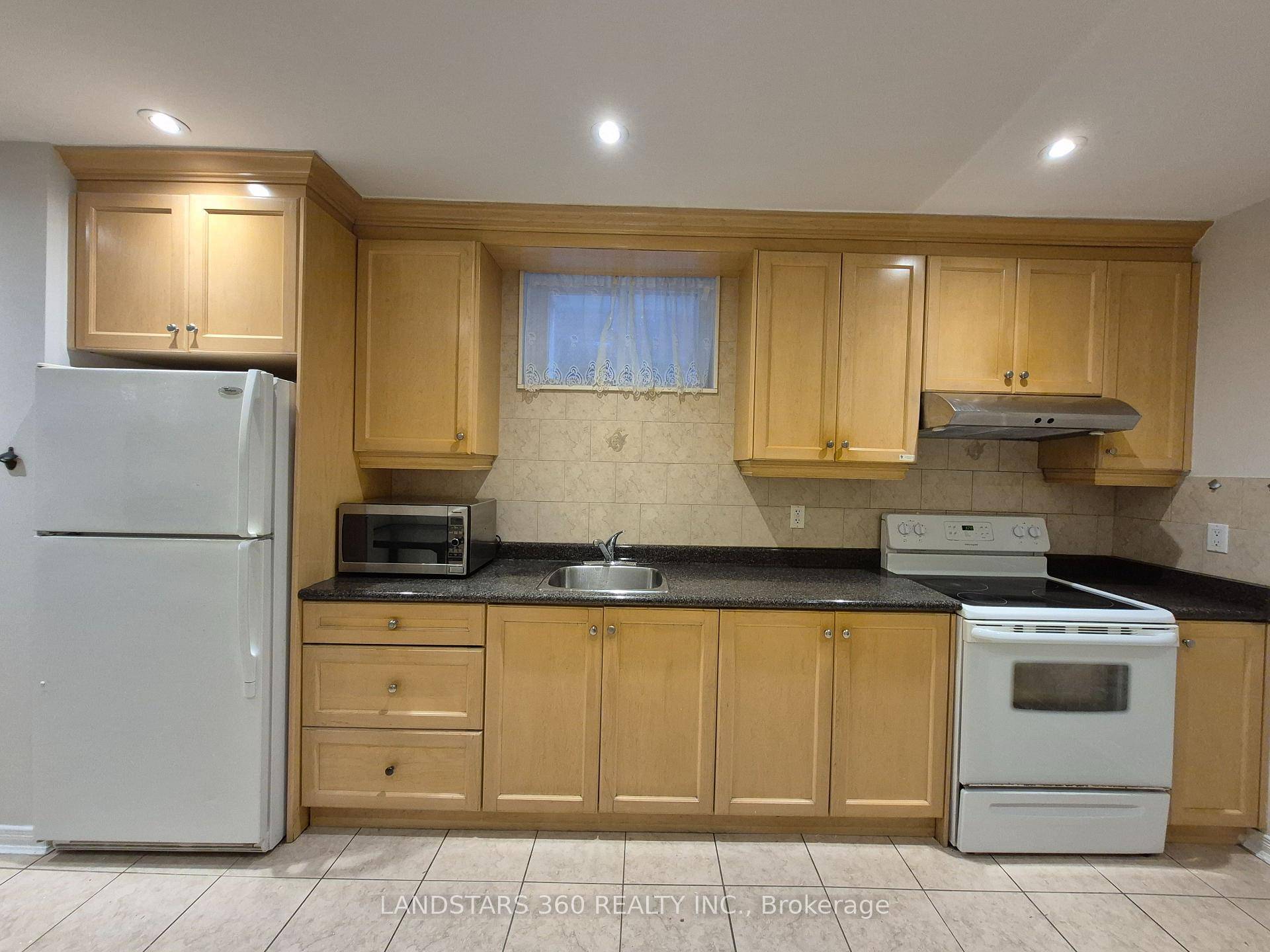 Newly painted, semi furnished bright two bedroom suite in the heart of Corso Italia offers refined urban living with exceptional comfort.