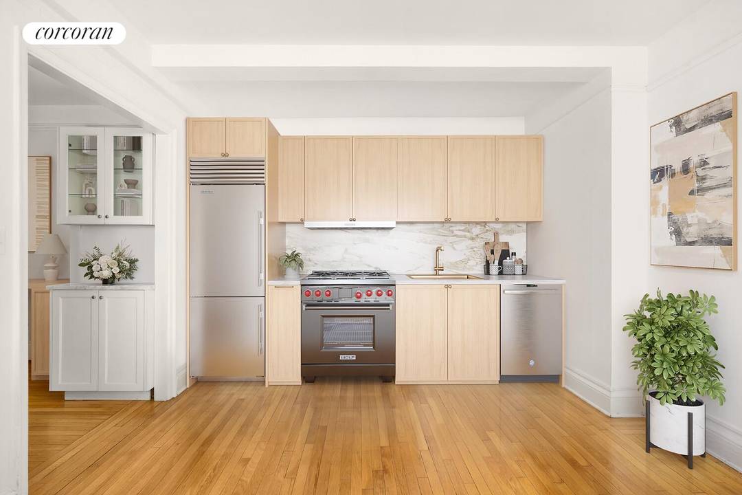 Welcome to this stunning king sized 1 bedroom apartment located in a premier full service building, offering a luxurious lifestyle in a prime Upper East Side location.