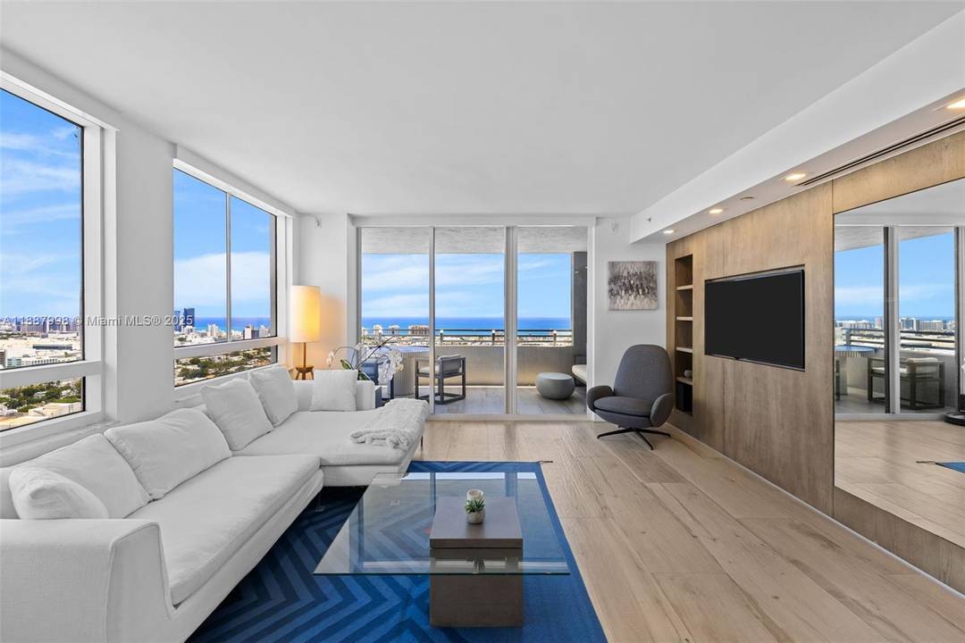 Welcome to luxury living at The Waverly, Miami Beach.