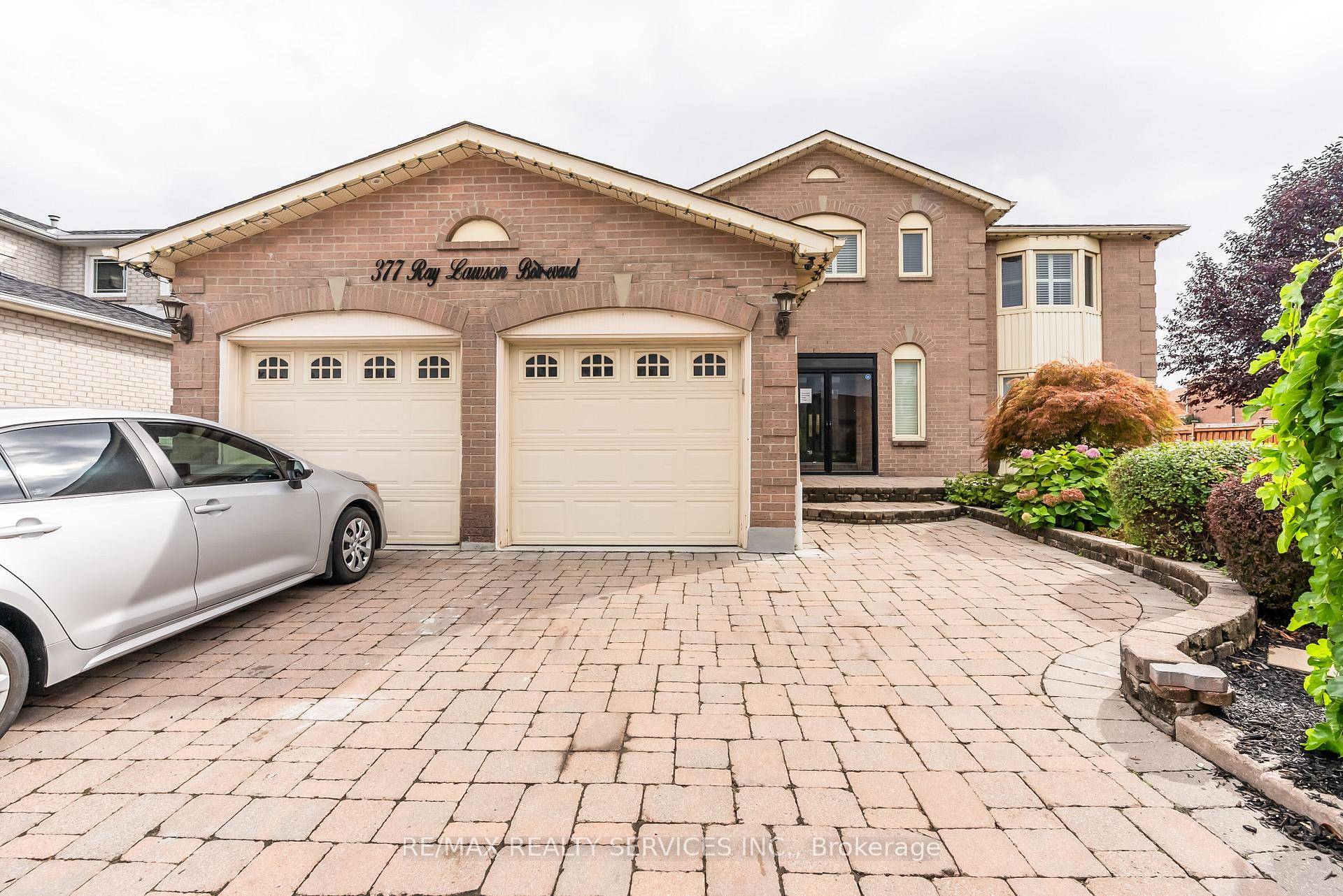 Step into this spacious detached 2 Storey gem on a beautifully landscaped corner lot the perfect place for your family to call home !