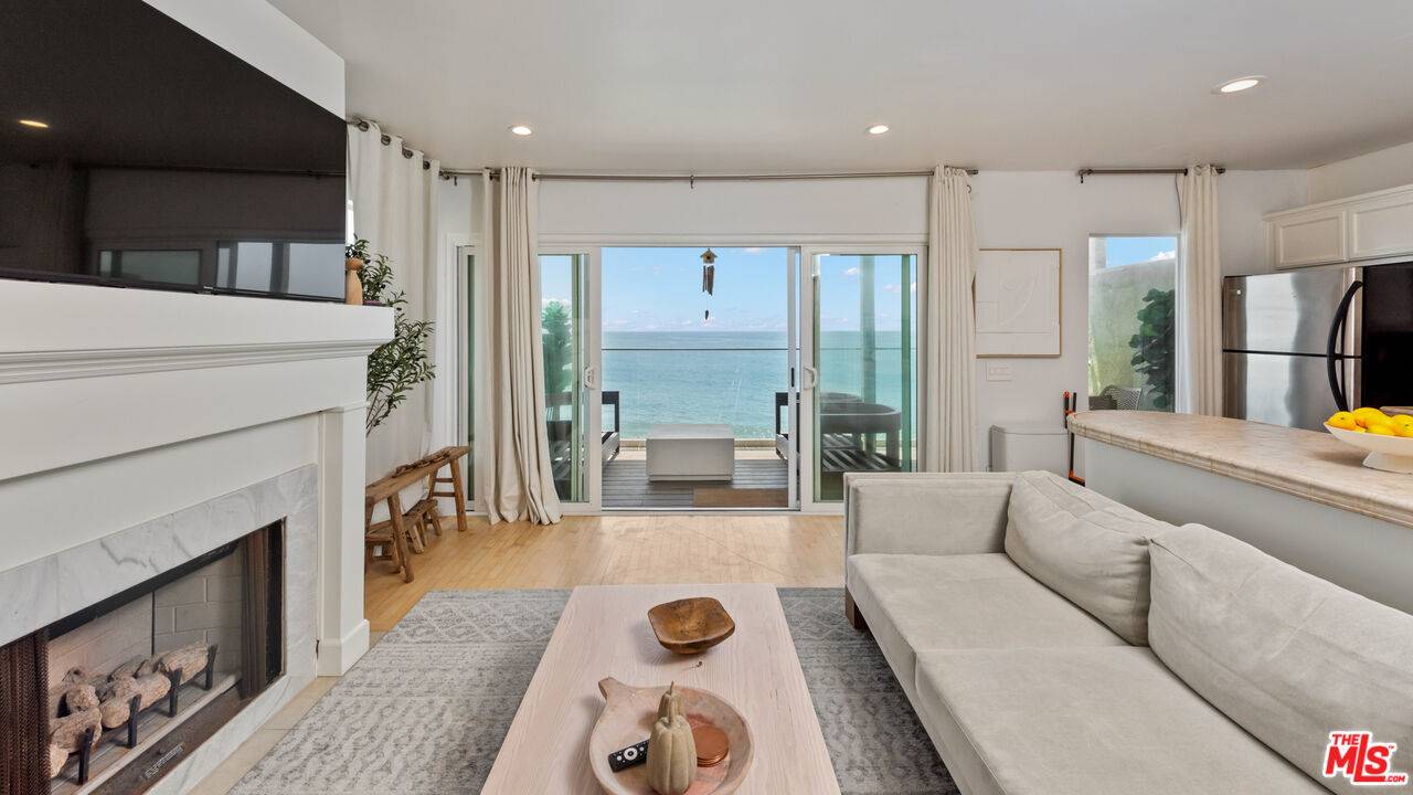 19742   Pacific Coast Hwy 1BR Malibu La