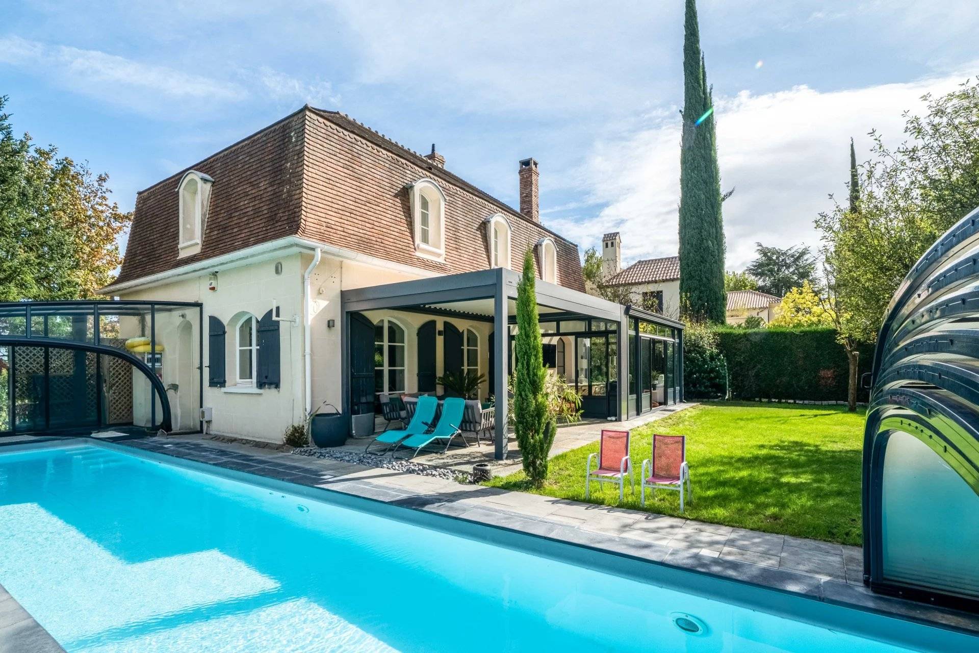 Garches - Villa d'exception 370m2 - Golf de Saint-Cloud