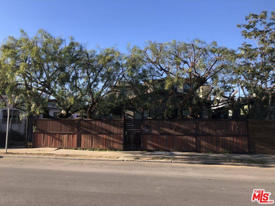 737   Broadway St 4BR Marina Del Rey La