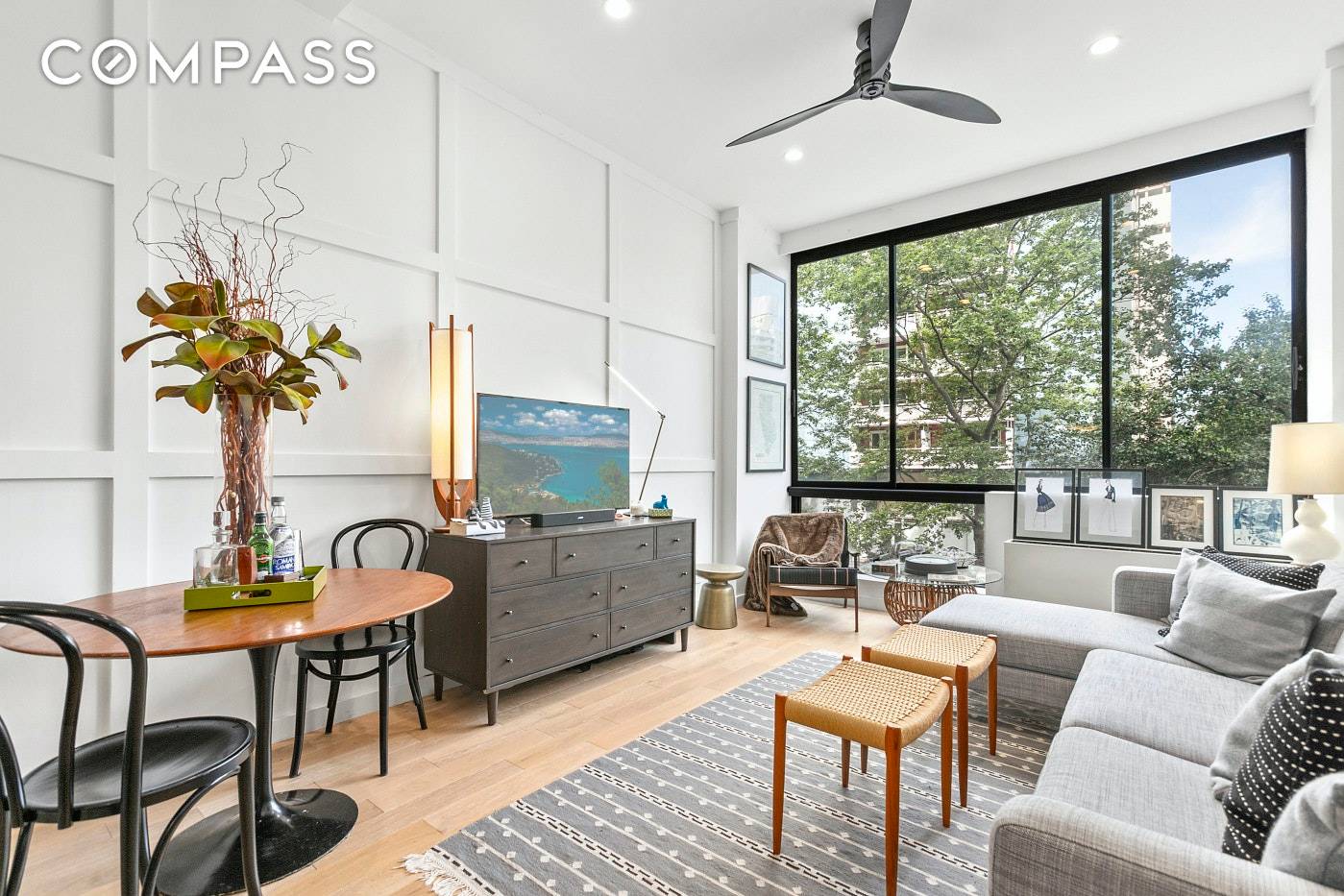 DESIGNED TO PERFECTION ! Showing hours are weekdays only 9am 1pm Building requires 24 hours notice to show with COVID releases No parents purchasing for children Welcome to your impeccably ...
