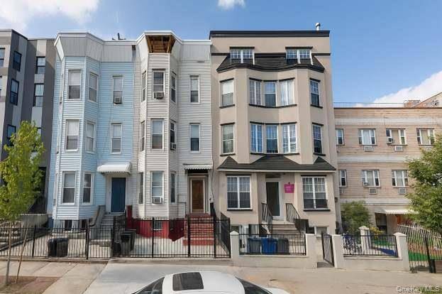 4 Large Bedroom living room kitchen, one bath second floor apartment, recently renovated