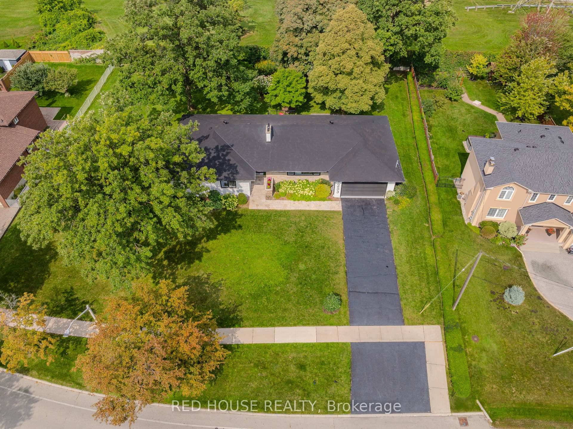 Lakeview Gem Move In Or Build Your Dream Freshly Renovated From Top To Bottom, This 4 1 Bed, 3 Bath Bungalow Offers Over 4, 000 Sq Ft Of Living Space ...