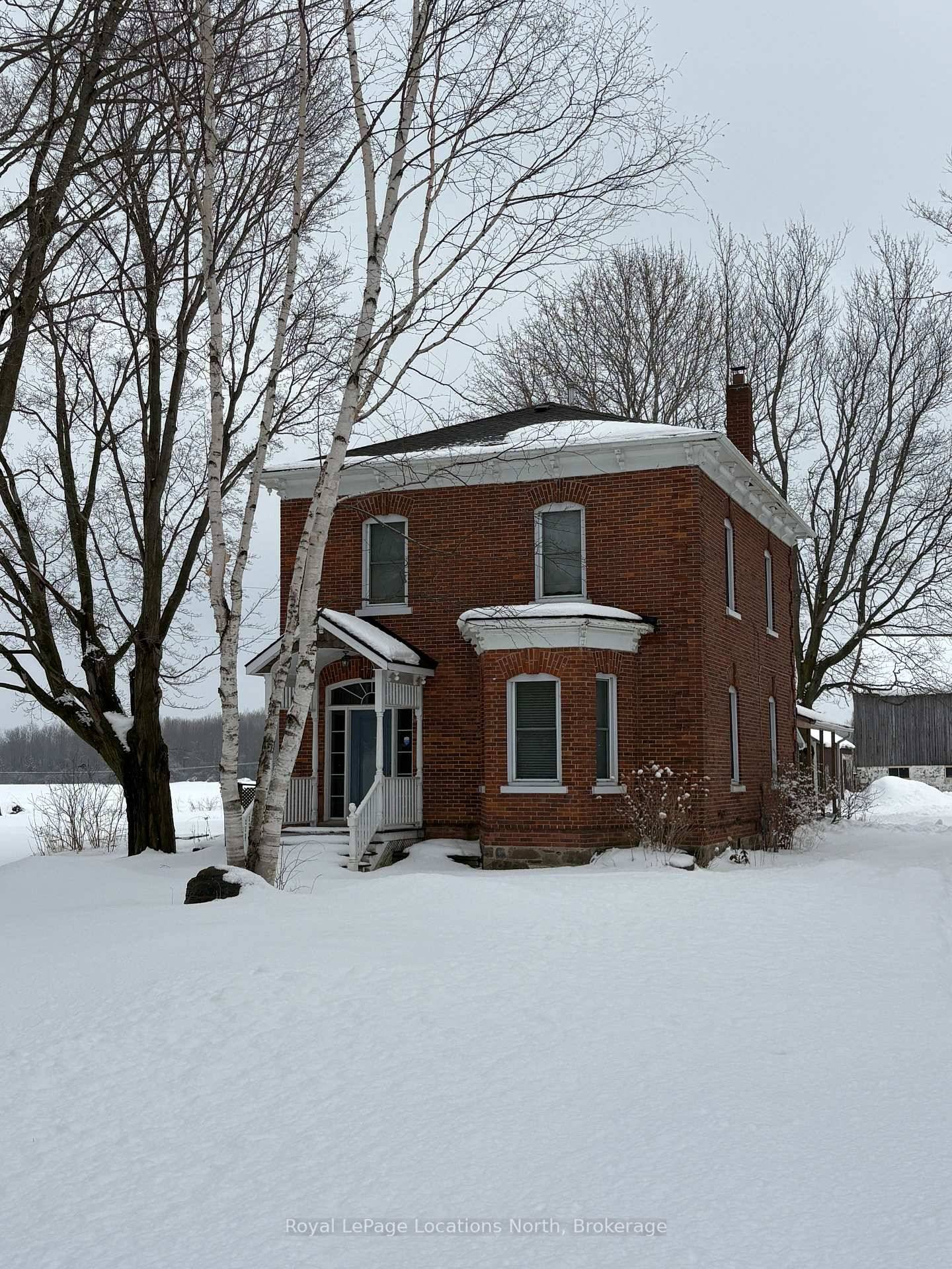 ANNUAL LEASE Enjoy country living in this spacious century old farmhouse on a scenic rural property.