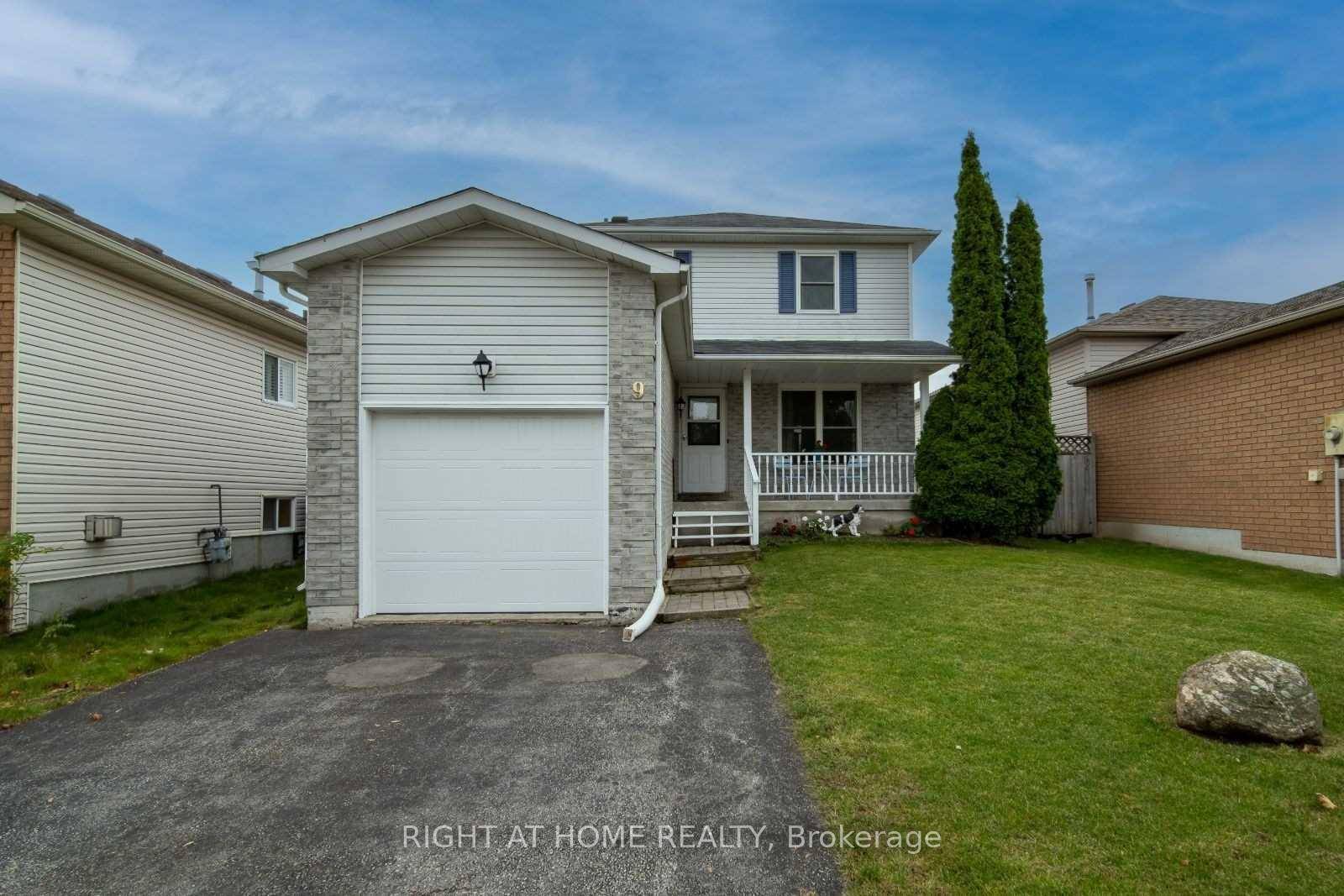 Ravine Lot ! This Bright amp ; Spacious Freehold Townhome Offers One Of The Largest amp ; Most Practical Layouts W Modern Finishes, Open Concept Main Floor amp ; Inviting ...