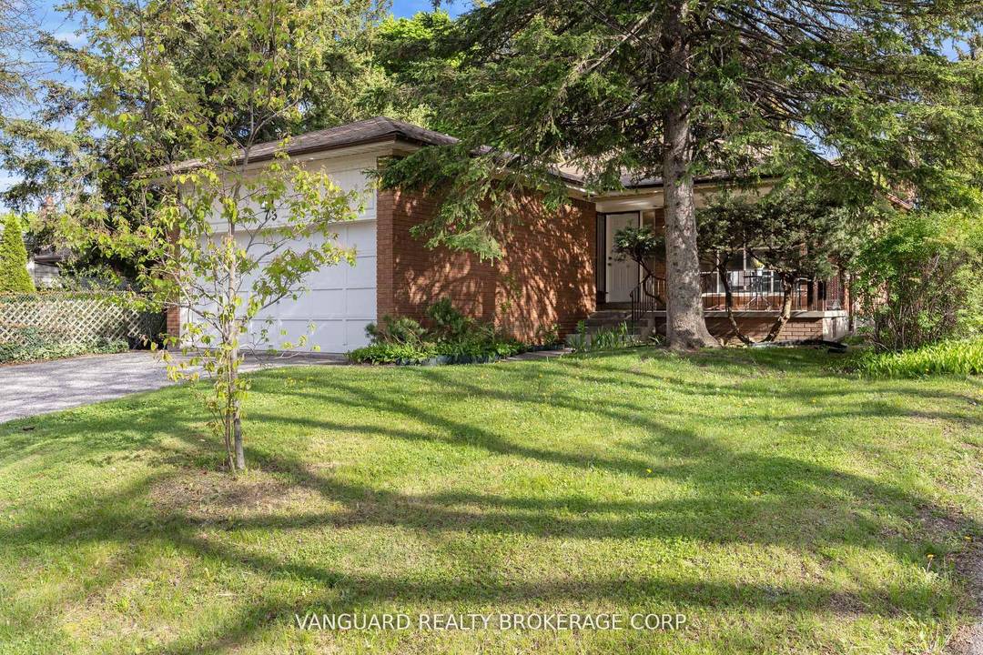 Great opportunity ! Fully furnished Available for both Short Term and Long Term.