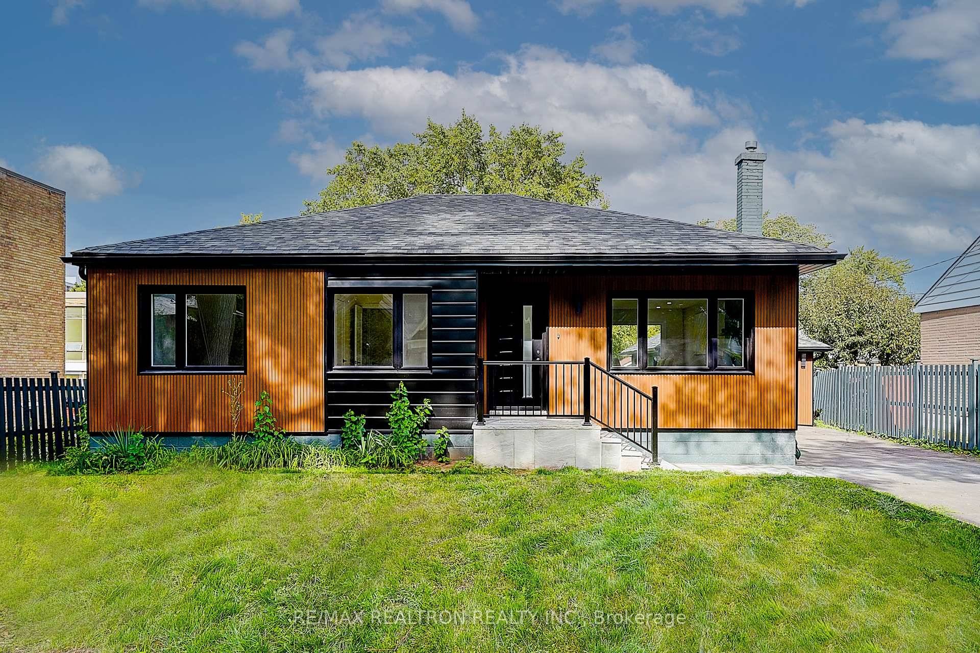 Chic and modern, this beautifully renovated home in Oakvilles sought after Kerr Village offers style and versatility.