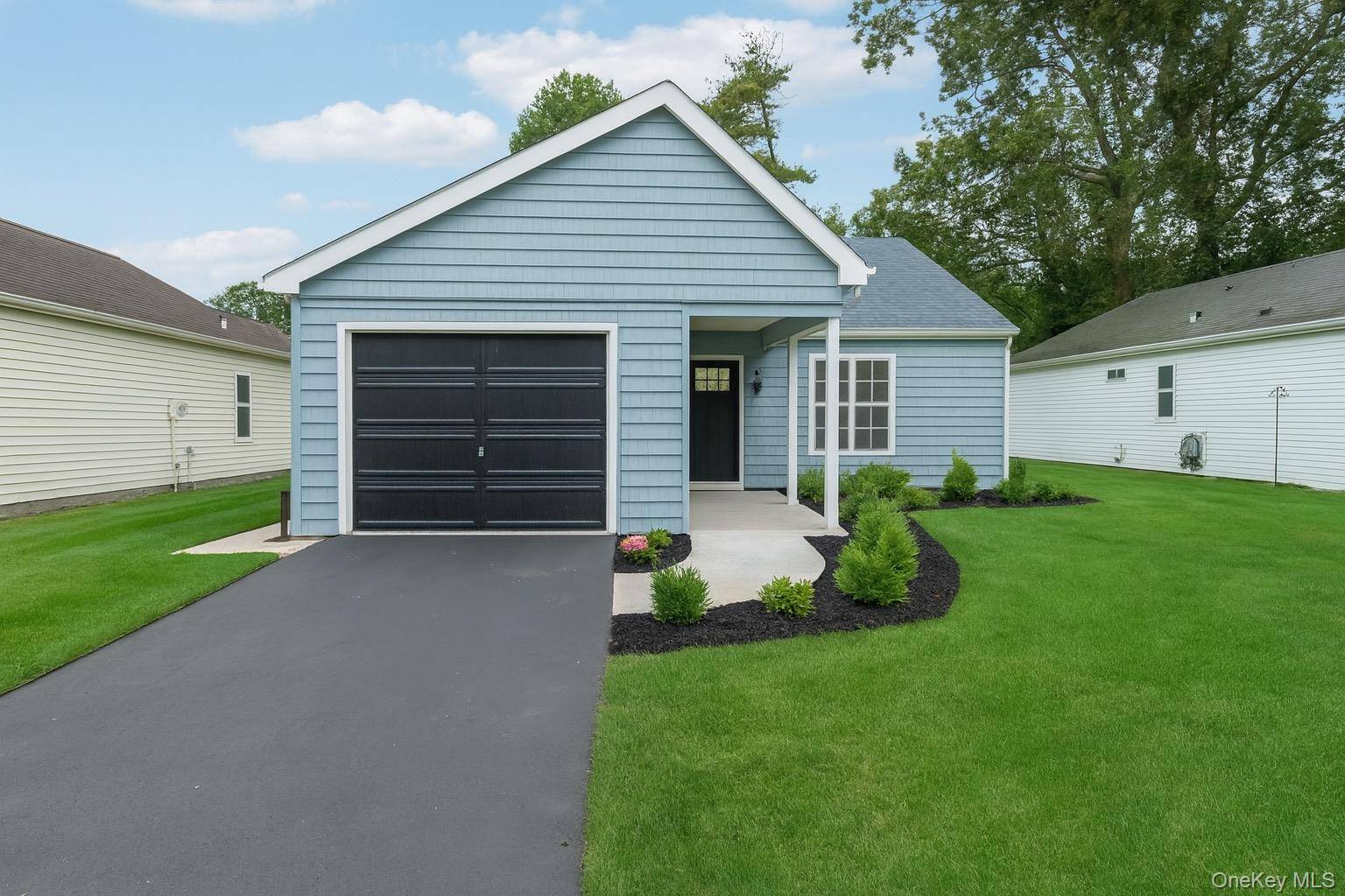 Stunningly Renovated Walden Model !