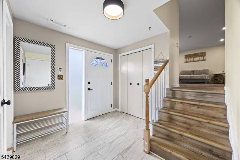 Starlit Dr Middlesex Boro New Jersey Single-Family