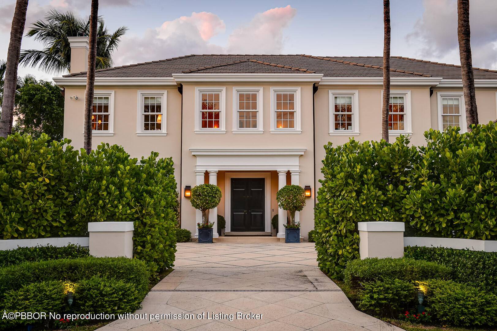 Beautiful 5BR 6. 3BA Traditional Georgian style home located in Palm Beach's acclaimed Estate Section.