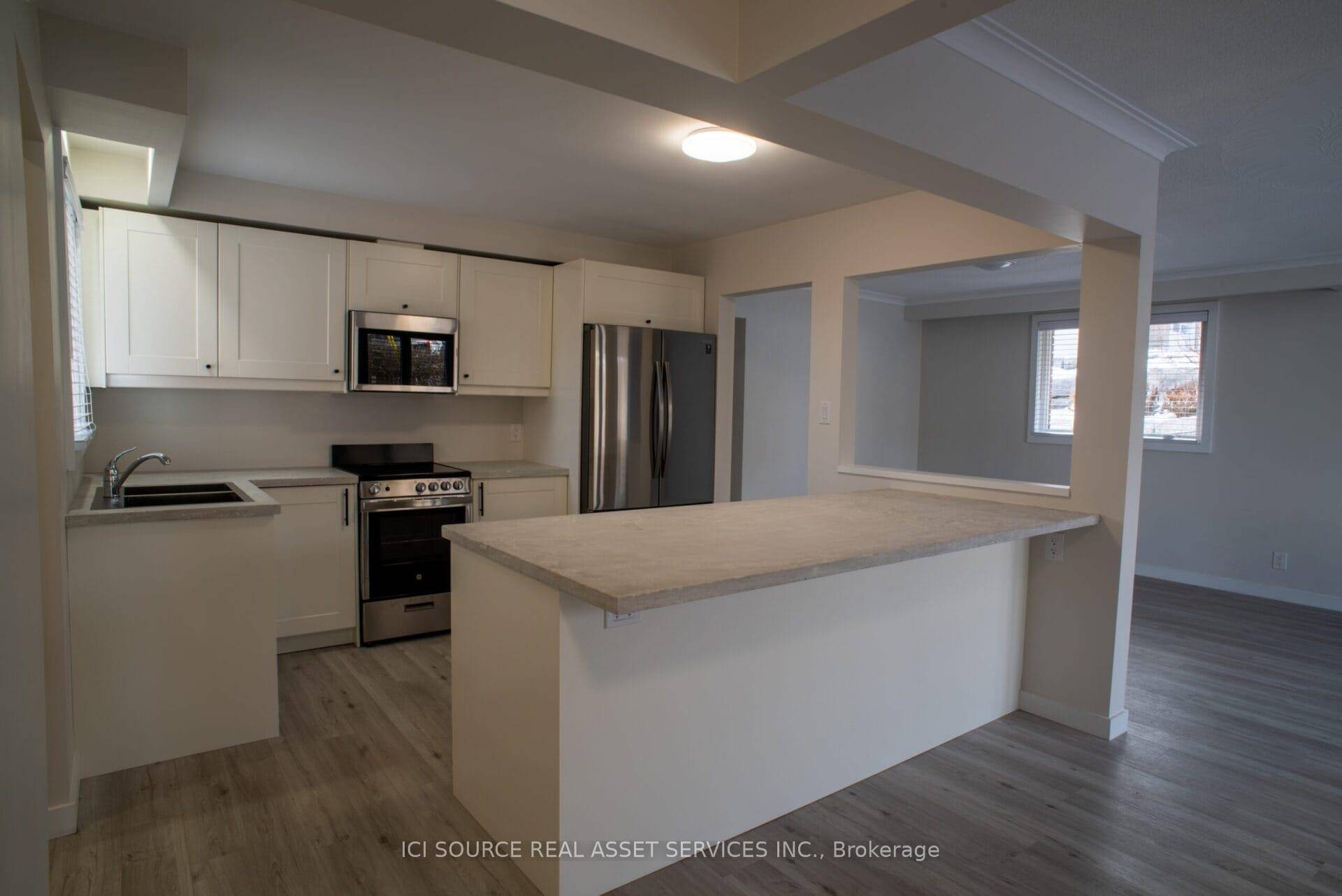 LARGE amp ; BRIGHT ; Recently renovated very Spacious three bedroom main floor apartment for rent.