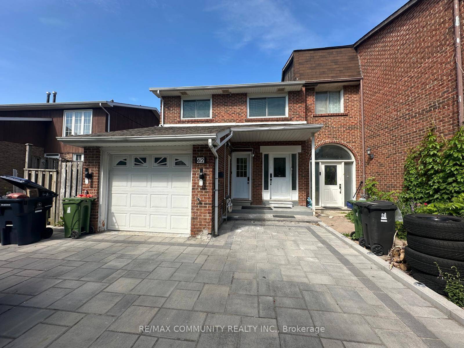 Discover comfort and convenience in this spacious 2 bedroom, 1 bathroom basement unit nestled in a quiet, family friendly neighbourhood in Scarborough.