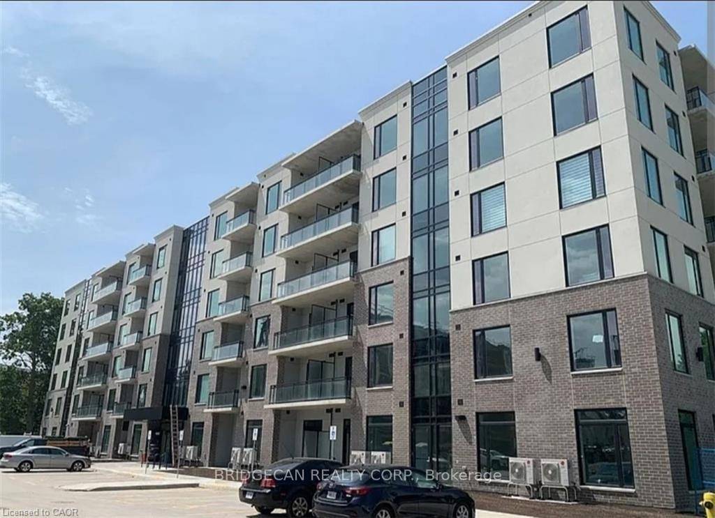 Price Improvement ! Welcome to this 2 bedroom, 2 bathroom condo located in the city of Waterloo which offers modern and luxurious living space perfect for those seeking comfort amp ...