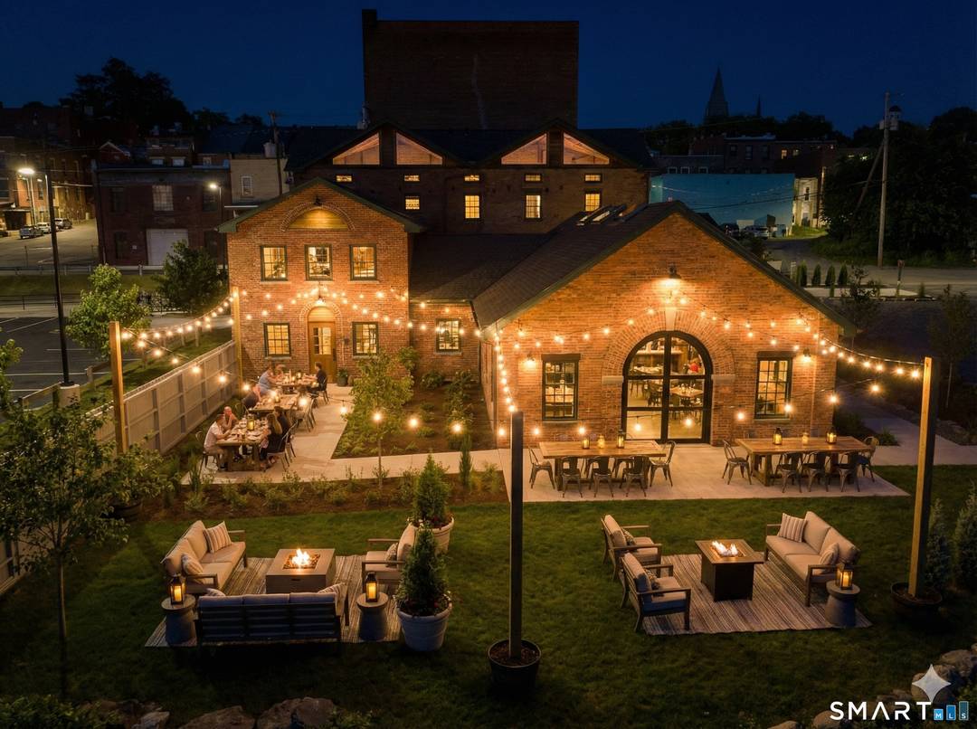 This rare, waterfront hospitality and flex space sits directly along the Catskill Creek within the Foreland contemporary arts campus an internationally lauded development that is home to 80 commercial tenants ...