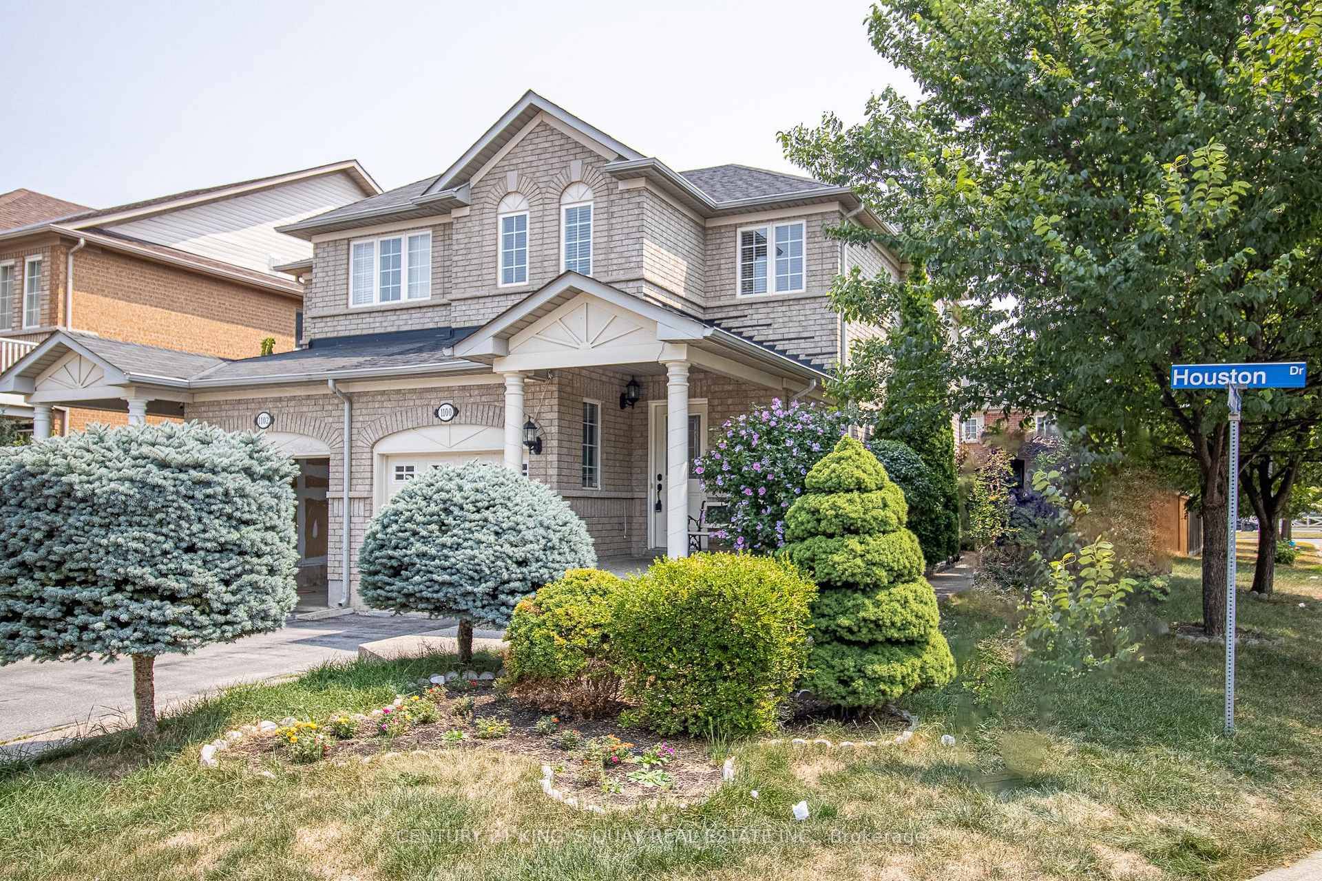 Beautifully maintained and upgraded semi detached home nestled on a premium corner lot in one of Milton's most sought after neighbourhoods.