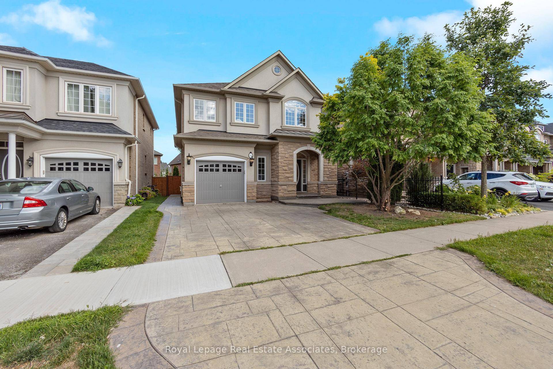 Located In The Highly Sought After Lakeshore Woods Community In South West Oakville.