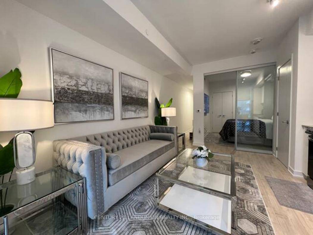 Fully Furnishing Model for Short Term Lease.