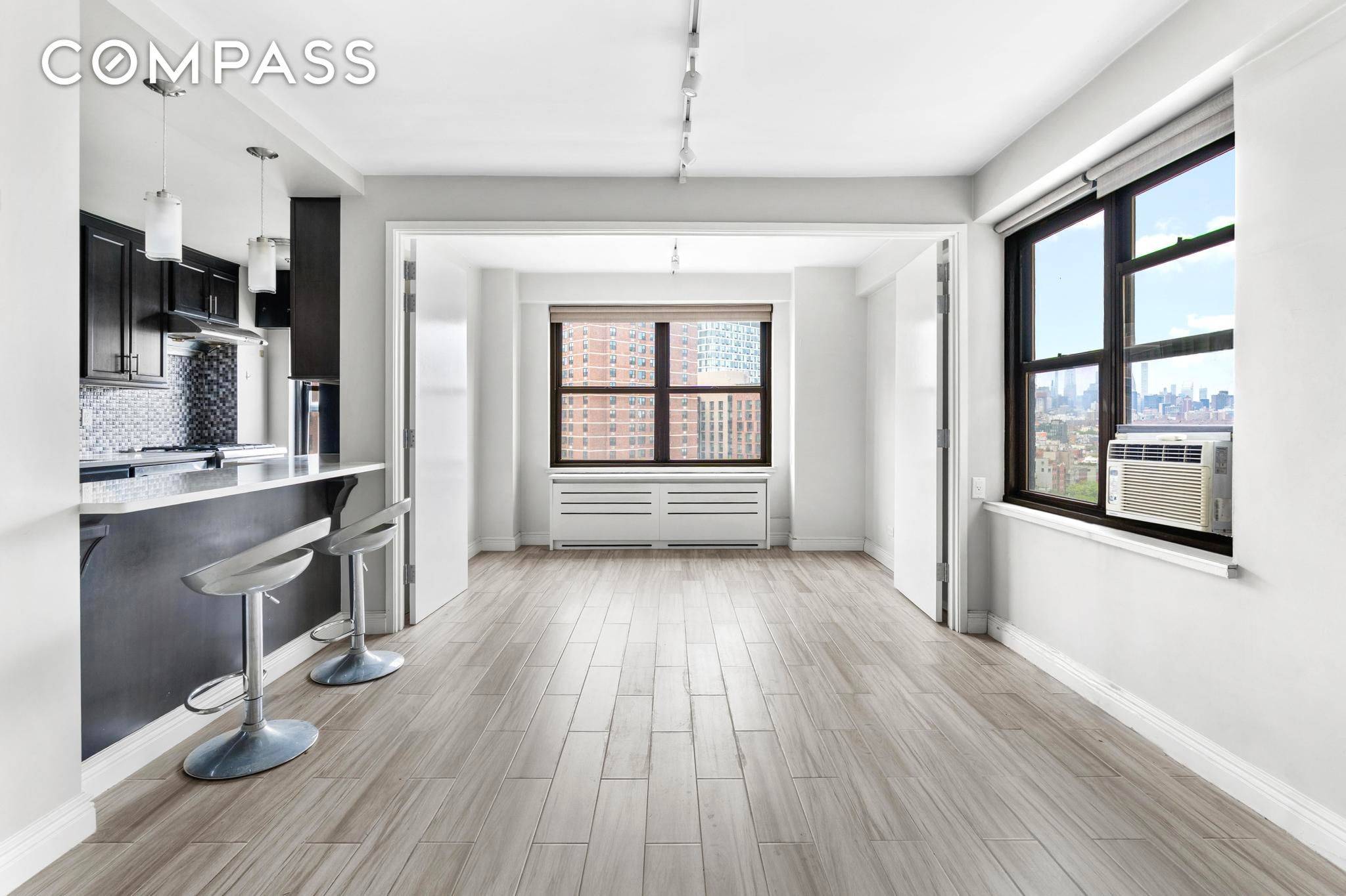 July 15th lease start dates Spacious, Renovated One Bedroom in Seward Park Lower East Side This oversized, renovated one bedroom residence at Seward Park offers over 800 square feet of ...