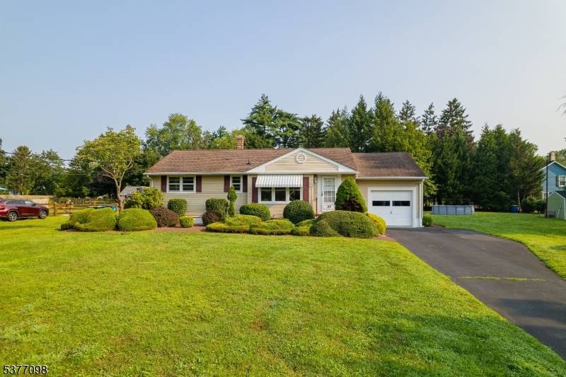 Amwell Rd Millstone Boro New Jersey Single-Family