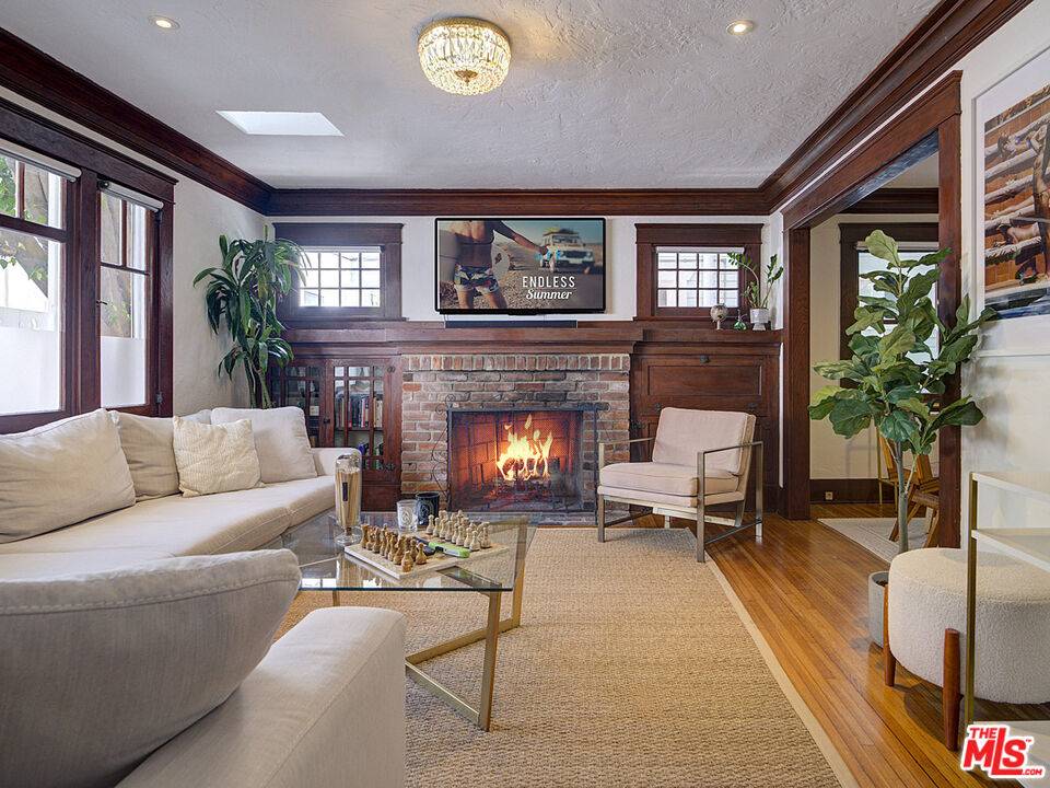 1208 Cabrillo Ave 3BR Marina Del Rey La