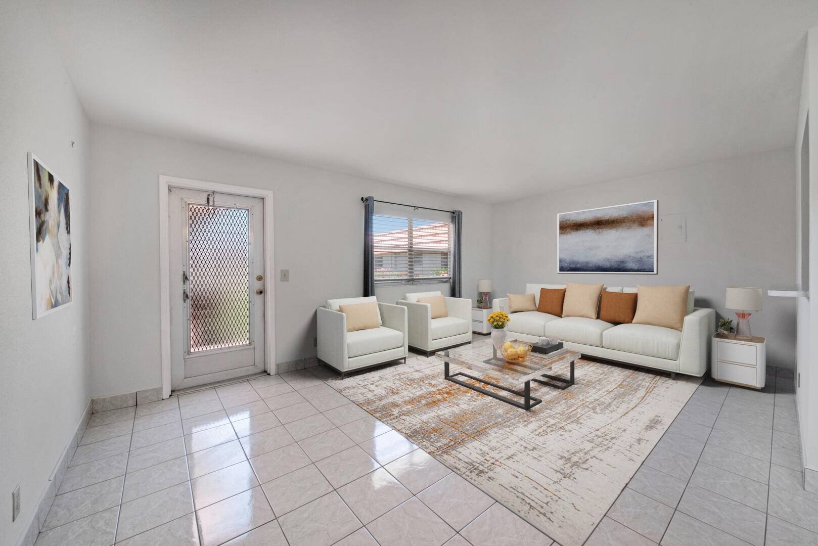 Charming 1 bedroom, 1. 5 bath villa located in the desirable Kings Point a 55 community.