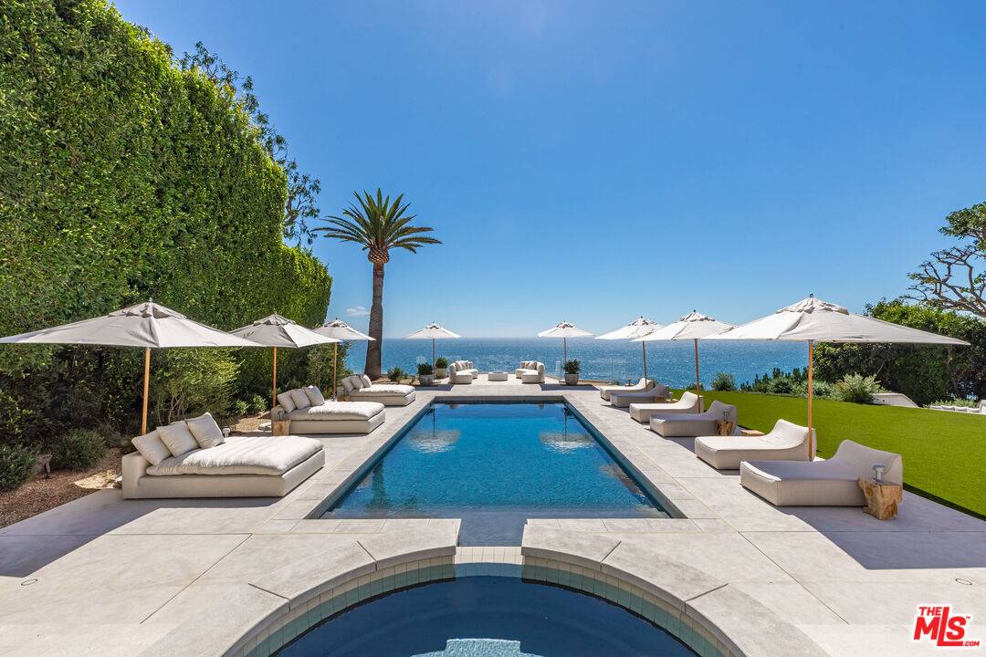 24824   Pacific Coast Hwy Malibu LA