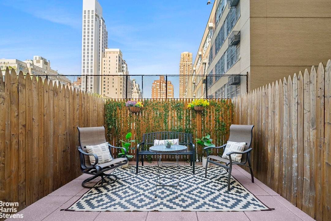 Bright amp ; Spacious Studio with PRIVATE Outdoor Terrace at The Eastmore !