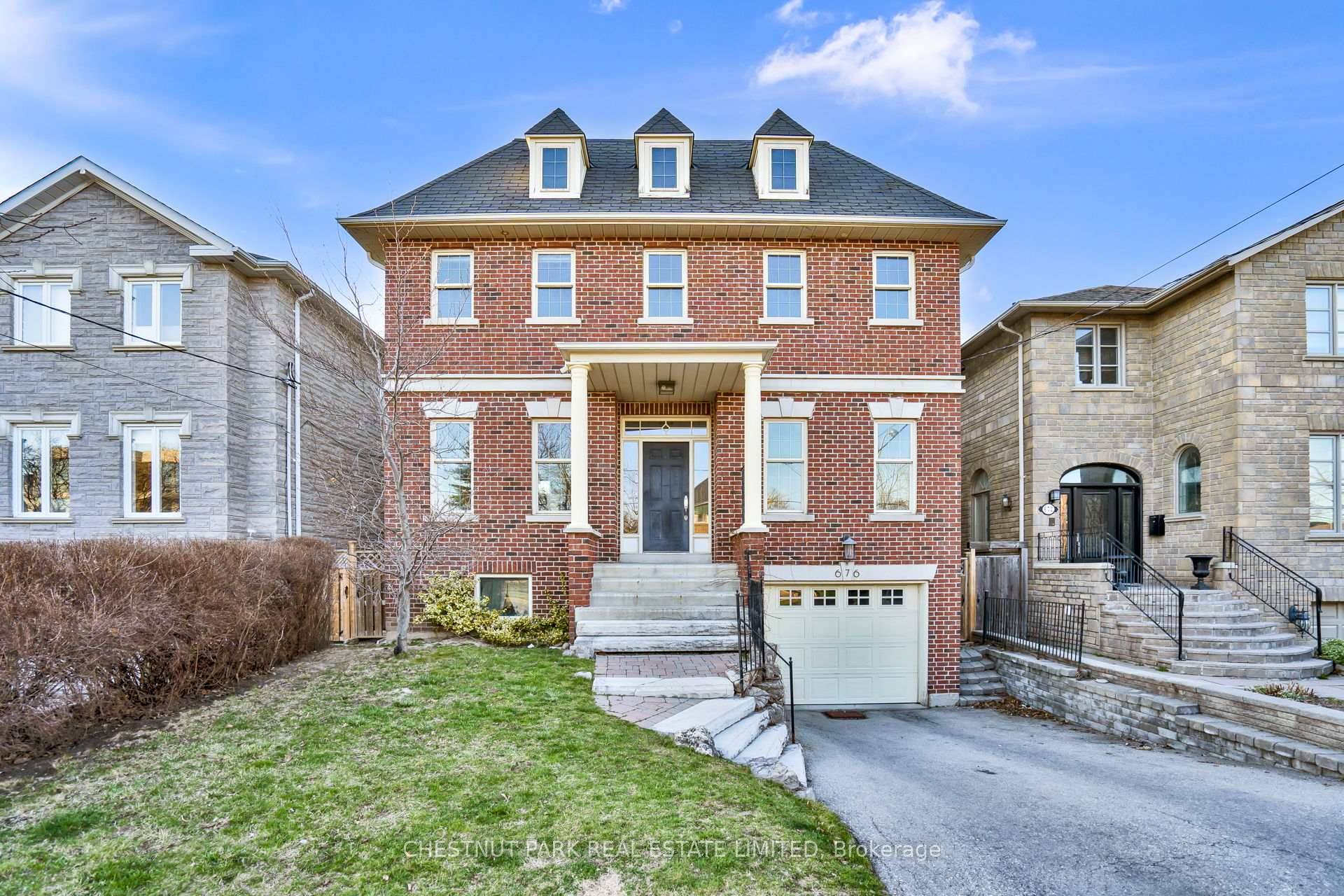 Situated in the sought after neighborhood of Glen Park Englemount Lawrence area, this stunning, over 4700 square feet, five plus one bedroom family friendly home offers the perfect blend of ...