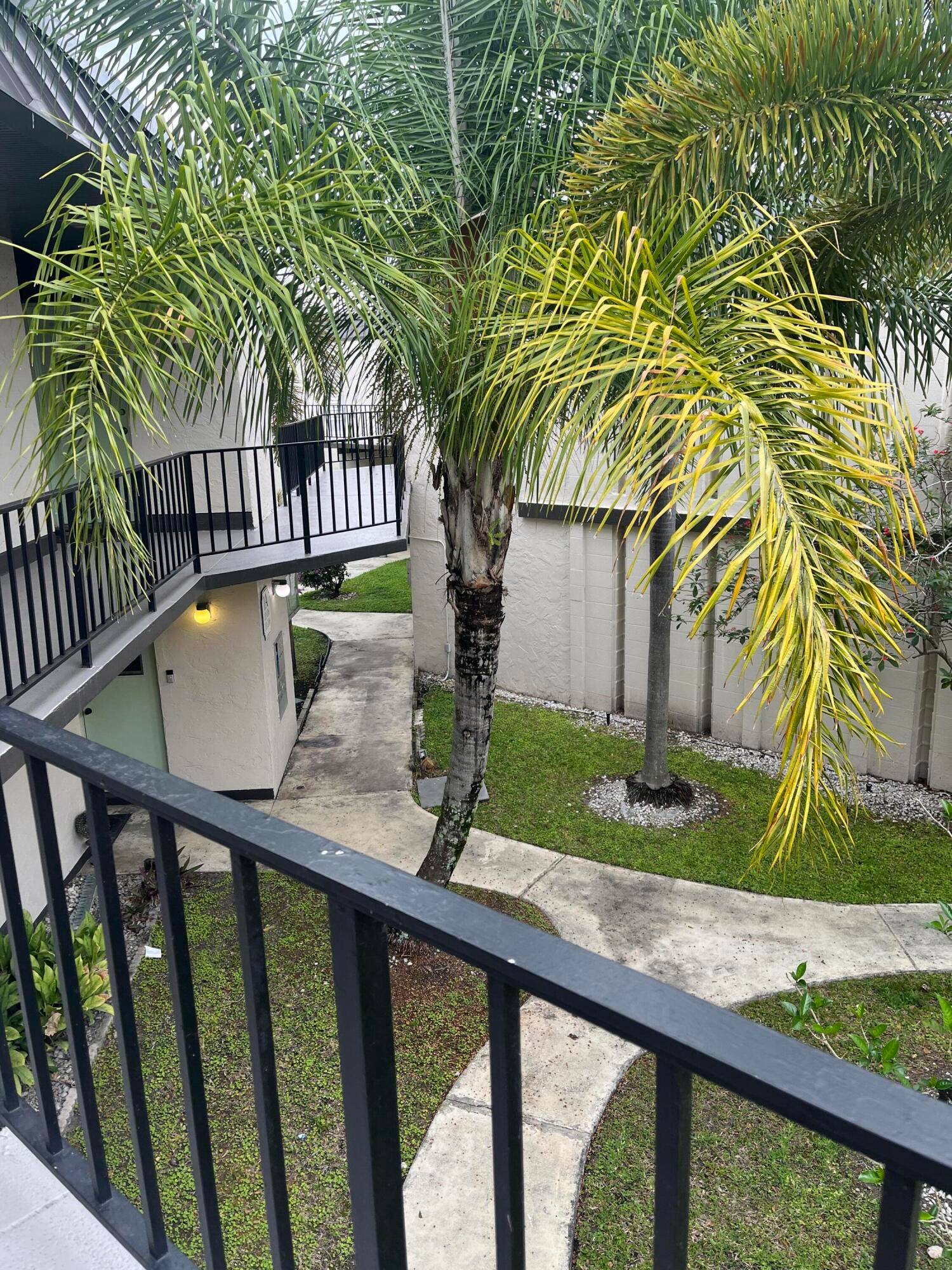 Beautiful, fully remodeled unit.