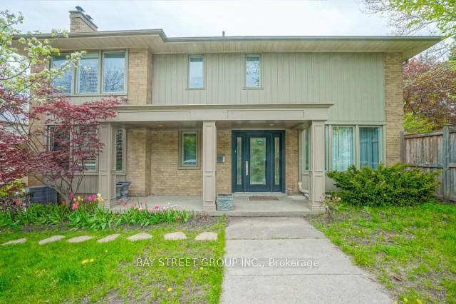 Warm amp ; Cozy House Offers A Family Need W 4Br 3.